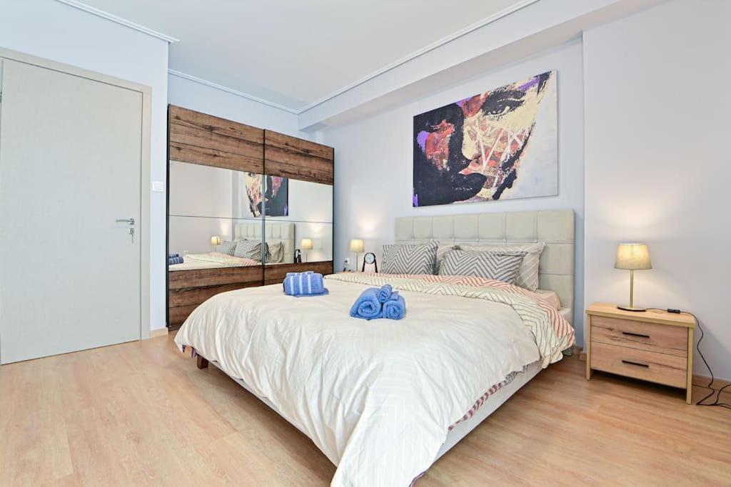 Cozy Apartment Located On Piraeus Port Area- Eksteriør billede