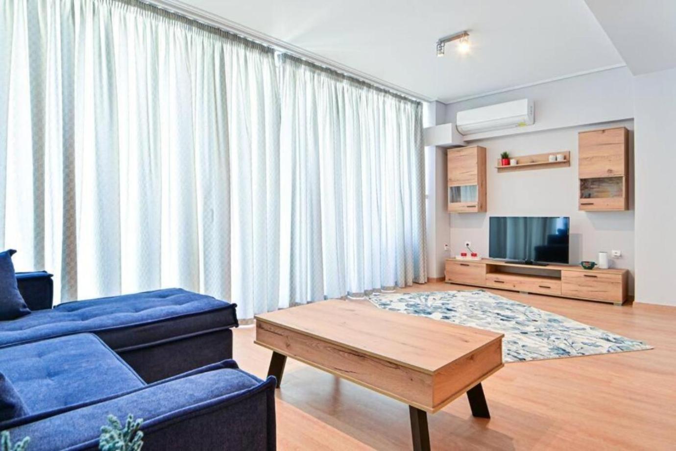 Cozy Apartment Located On Piraeus Port Area- Eksteriør billede