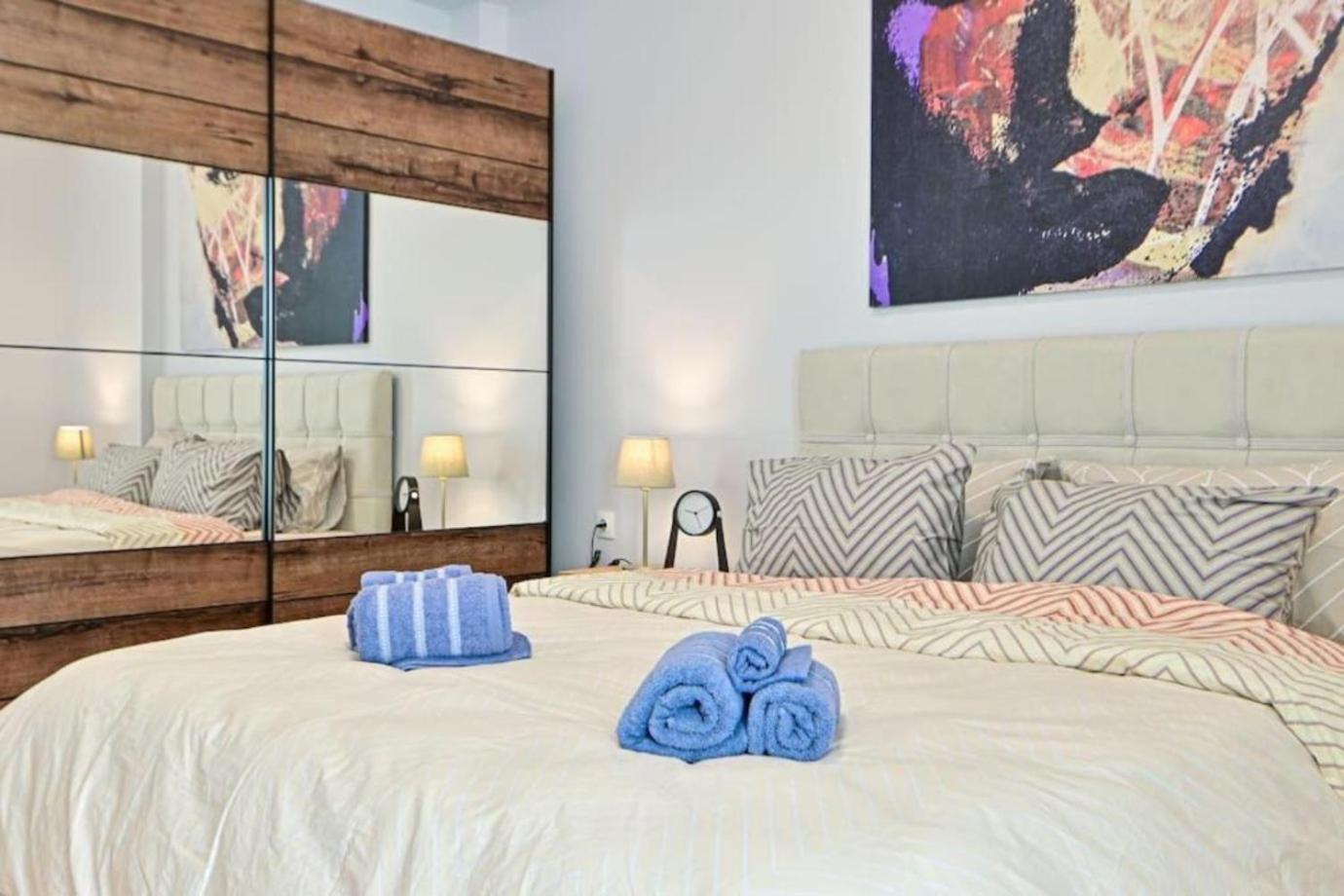 Cozy Apartment Located On Piraeus Port Area- Eksteriør billede